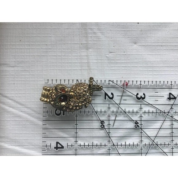 Gold and Rhinestone Owl Ring - Picture 4 of 4